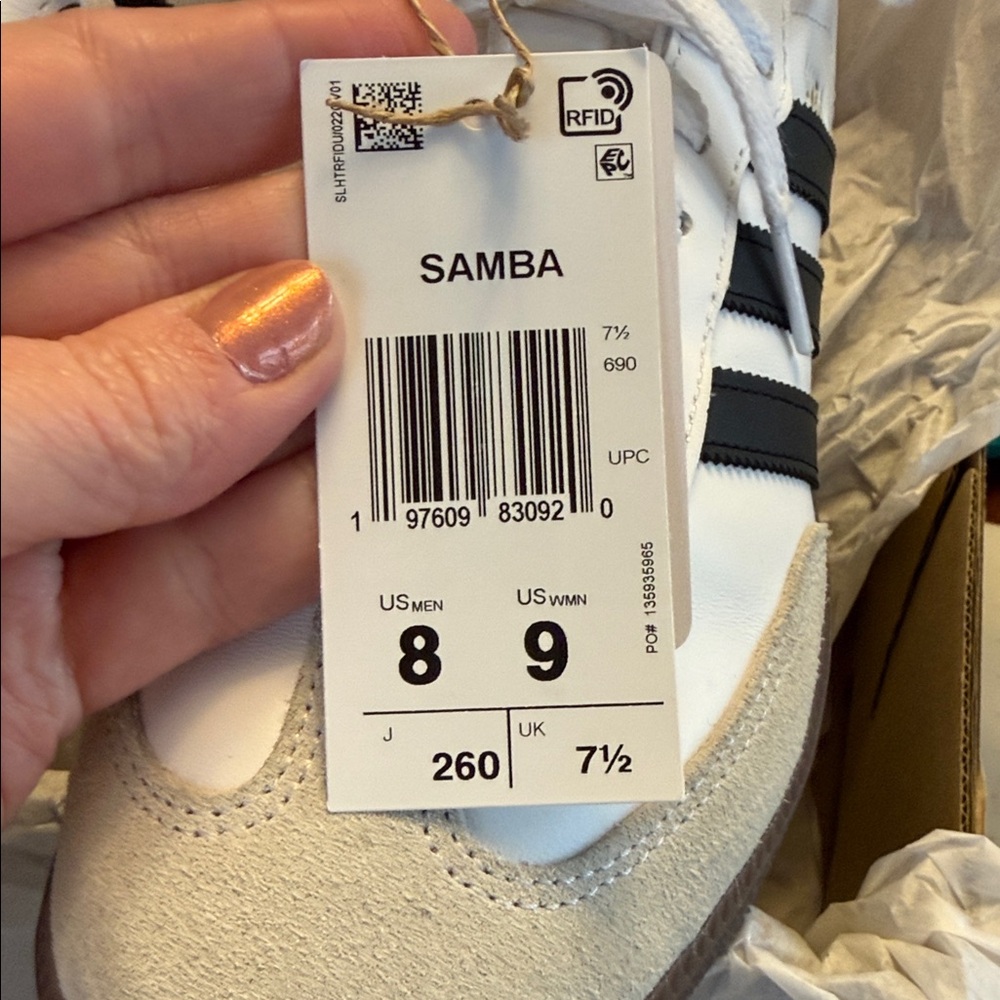 adidas Samba White and Black Sneakers - Unisex sizing (8 m/9 w) check note! - Picture 3 of 8
